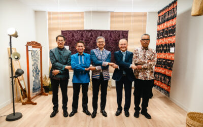 Joint exhibition of traditional textiles from Southeast Asia in Indonesia House Amsterdam
